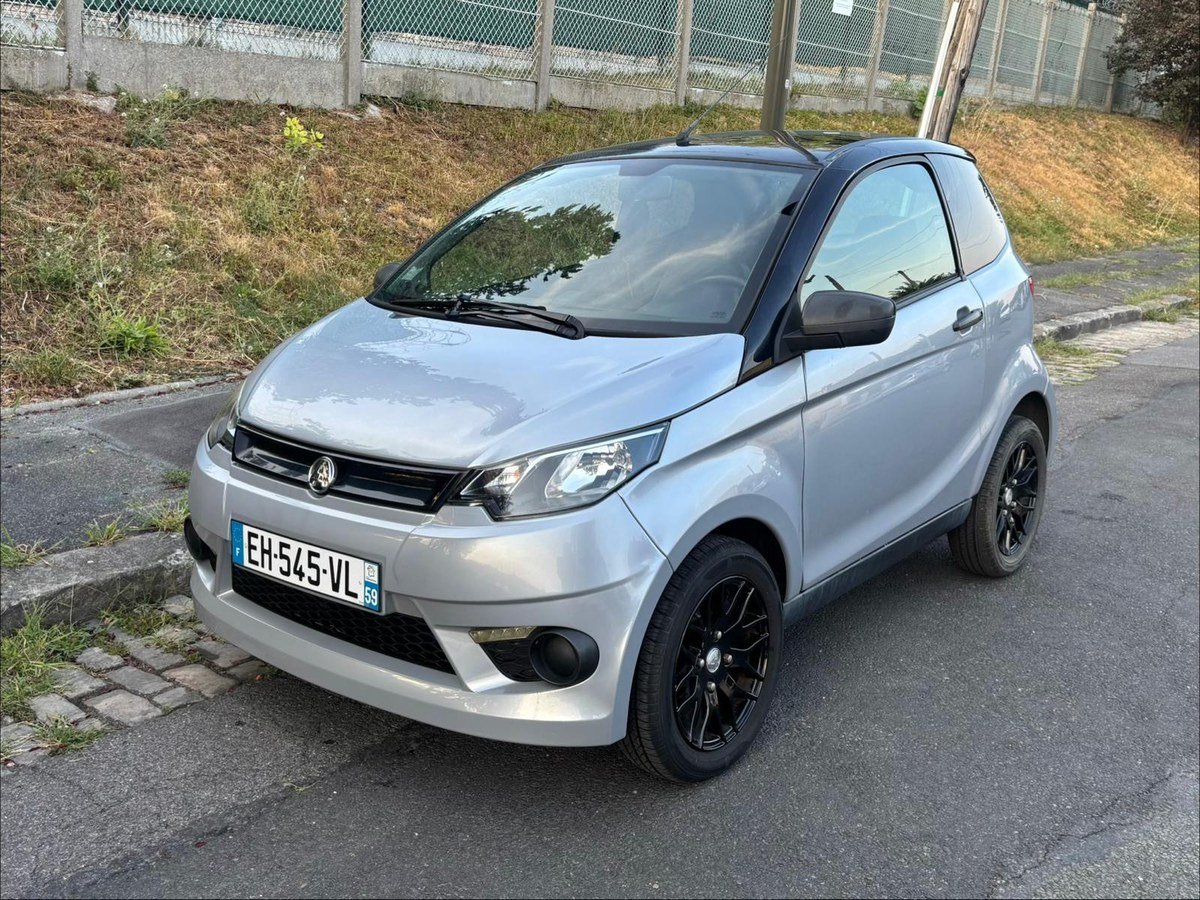 Rachat voiture sans permis Aixam Crossline argenté - Estimation gratuite en 2 min | Île-de-France & Hauts-de-France